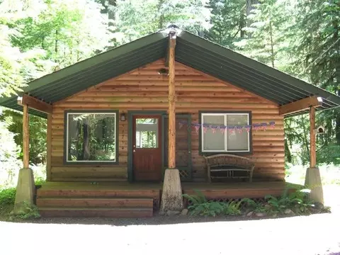 54754 E King Rd, Blue River, OR 97413 photo 1
