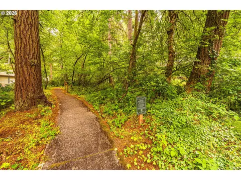 2885 Timberline Dr, Eugene, OR 97405 photo 29