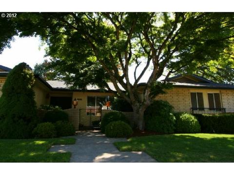 2441 Dalton Dr, Eugene, OR 97404 photo 1