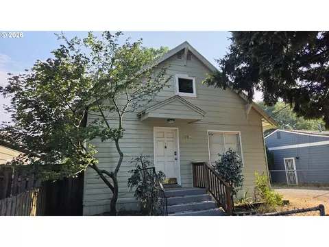9728 SE Reedway St, Portland, OR 97266