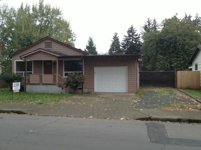 701 Fairview Dr, Springfield, OR 97477 photo 1