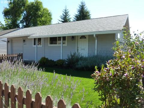 1083 Centennial Blvd, Springfield, OR 97477 photo 1