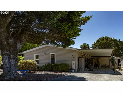 420 Leelo Ct, Florence, OR 97439
