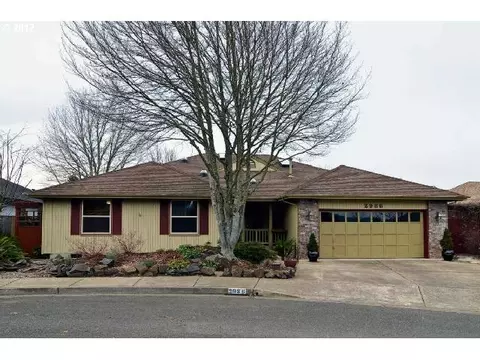2986 Gilham Rd, Eugene, OR 97408 photo 1