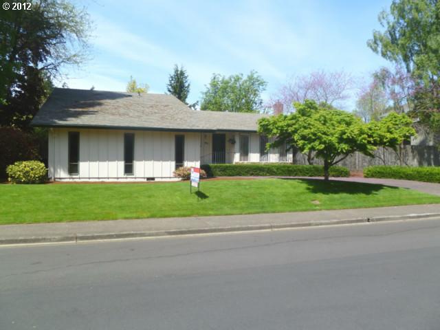 421 Kingsbury Ave, Eugene, OR 97404 photo 1