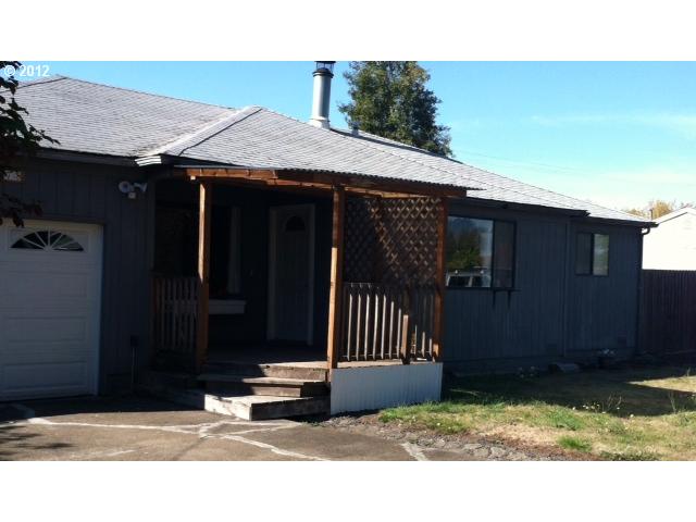 678 32nd St, Springfield, OR 97478 photo 1