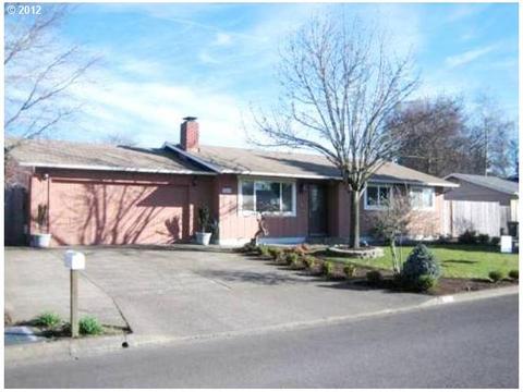 2455 Dumas Dr, Springfield, OR 97477 photo 1