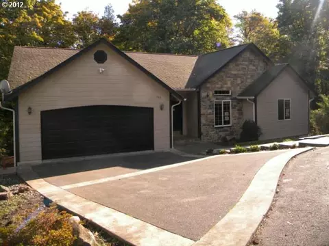 157 E Canyonview Dr, Longview, WA 98632 photo 1