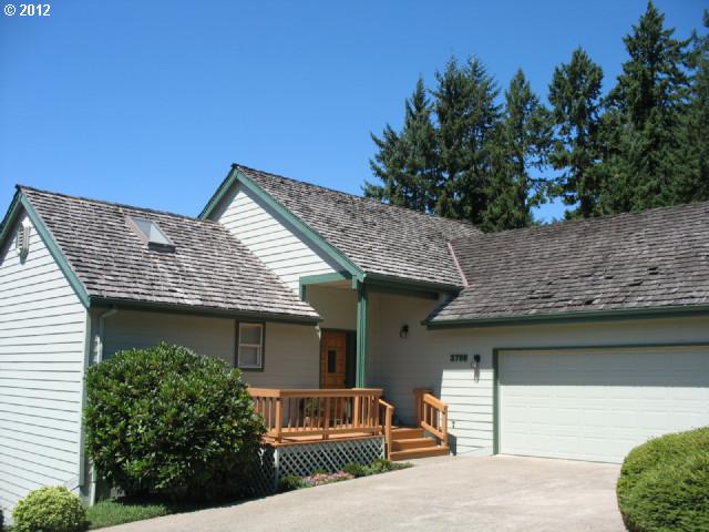 2790 Bowmont Dr, Eugene, OR 97405 photo 1