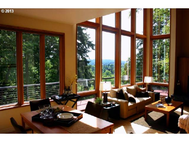 1688 Westover Dr, Eugene, OR 97403 photo 1