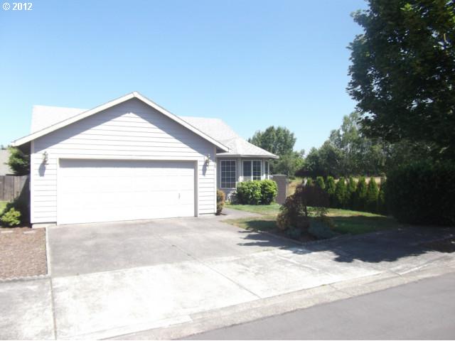 3229 SE 27th St, Gresham, OR 97080 photo 1