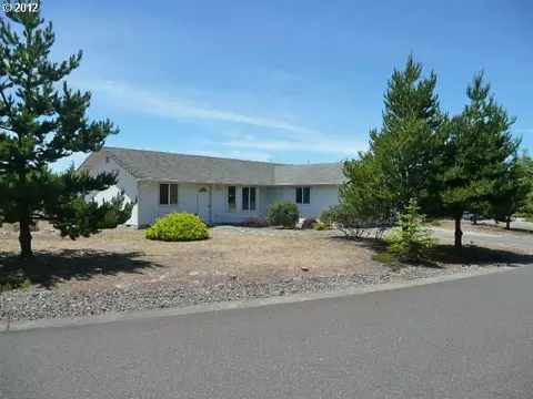 1401 Willow Loop, Florence, OR 97439 photo 1