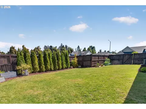 1020 S 33rd St, Springfield, OR 97478 photo 36