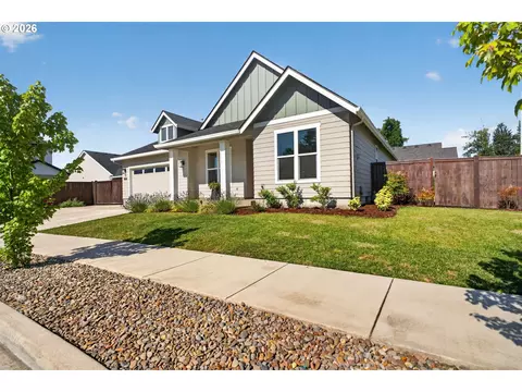 1020 S 33rd St, Springfield, OR 97478 photo 2