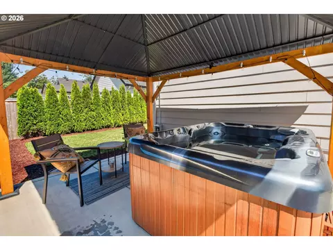 1020 S 33rd St, Springfield, OR 97478 photo 43