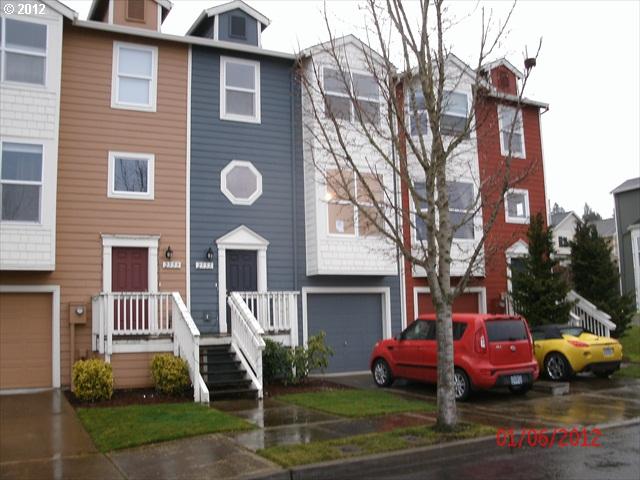 2555 NW 1st Dr, Gresham, OR 97030 photo 1