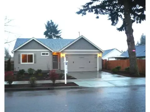 144 Calumet Ave, Eugene, OR 97404 photo 1