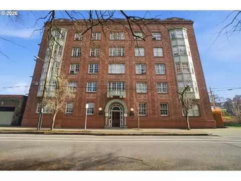 410 NW 18th Ave #007, Portland, OR 97209