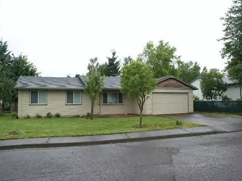 701 E Heintz St, Molalla, OR 97038 photo 1