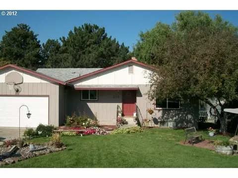 215 Willow Dr, Stanfield, OR 97875 photo 1