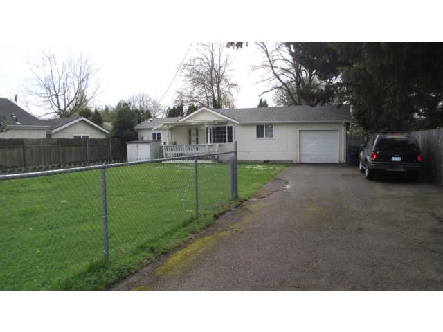 970 21st St, Springfield, OR 97477 photo 1