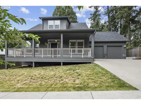 3785 SW Caldew St, Portland, OR 97219