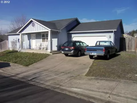 5904 Obsidian Ave, Springfield, OR 97478 photo 1