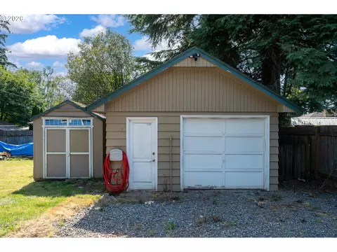 Exterior - 337 NW Birdsdale Ave, Gresham, OR 97030 photo 3 of 11