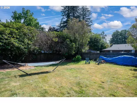 Exterior - 337 NW Birdsdale Ave, Gresham, OR 97030 photo 4 of 11