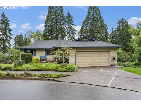 1941 Kilkenny Rd, Lake Oswego, OR 97034