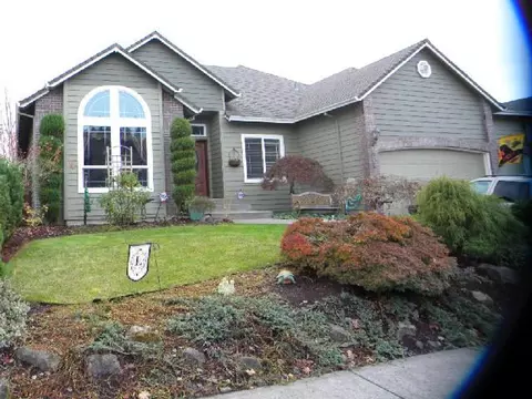 330 SW 37th Ter, Gresham, OR 97080 photo 1