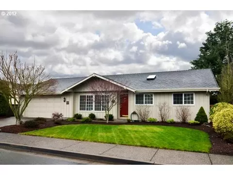 3231 Queens East St, Eugene, OR 97401 photo 1