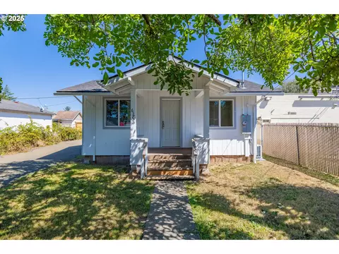 63755 Flanagan Rd, Coos Bay, OR 97420