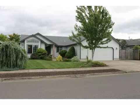 2346 Wester St, Eugene, OR 97408 photo 1