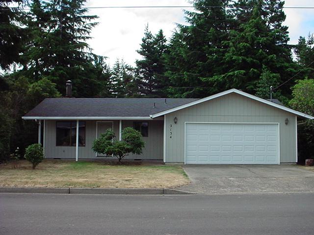 2134 16th St, Florence, OR 97439 photo 1