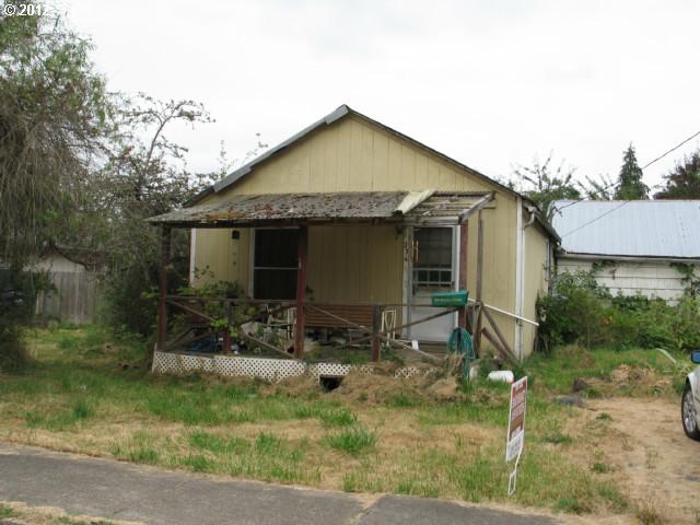 234 37th St, Springfield, OR 97478 photo 1