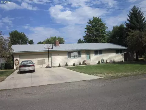 1395 Adele Ter, Elgin, OR 97827 photo 1