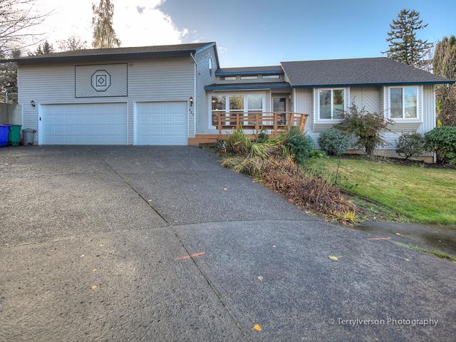 427 SW Overlook Ct, Gresham, OR 97080 photo 1