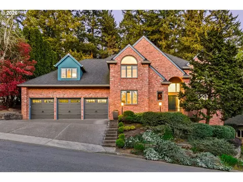 19125 35th Pl, Lake Oswego, OR 97034