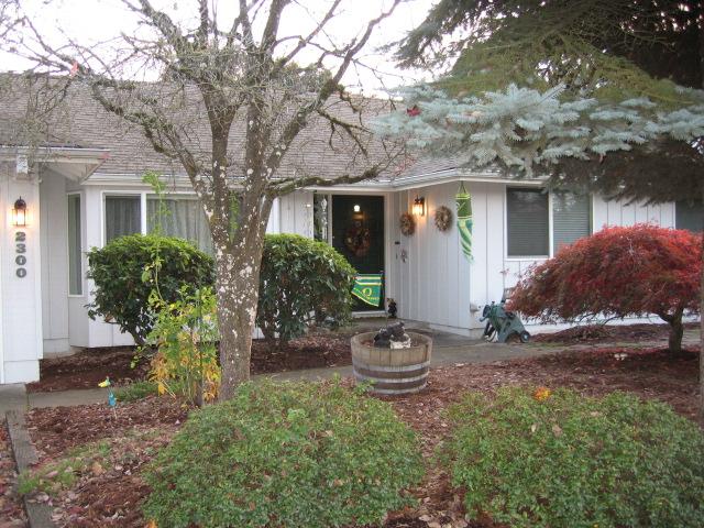 2300 Oakway Ter, Eugene, OR 97401 photo 1