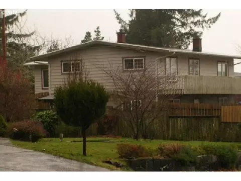 2065 Maple St, Seaside, OR 97138 photo 1