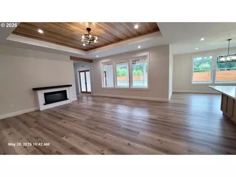 4750 Mitchell Loop Rd, Florence, OR 97439 photo 12