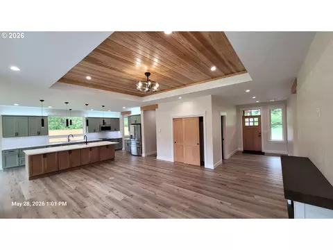 4750 Mitchell Loop Rd, Florence, OR 97439 photo 3