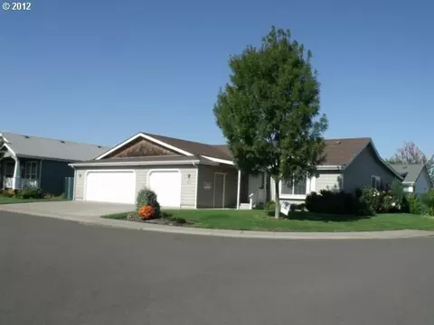 5225 Bridgewater Dr, Eugene, OR 97402 photo 1