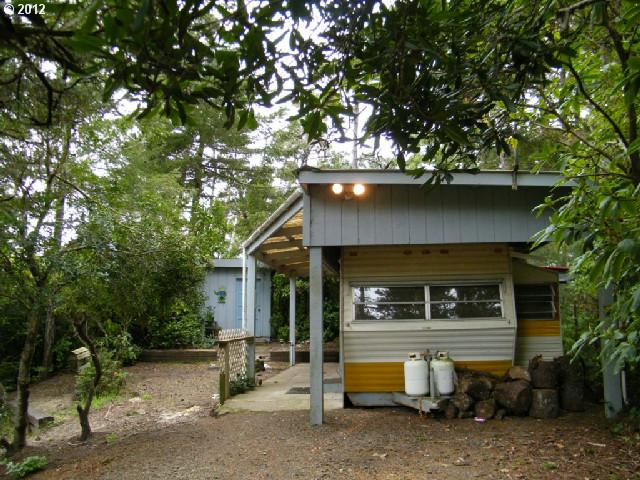 41 Easy St, Florence, OR 97439 photo 1