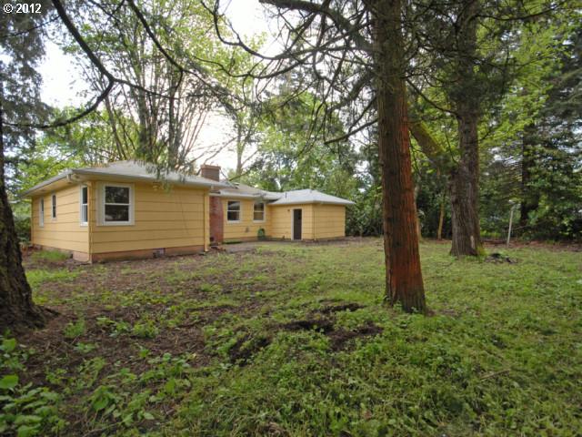 1085 W Hilliard Ln, Eugene, OR 97404 photo 1