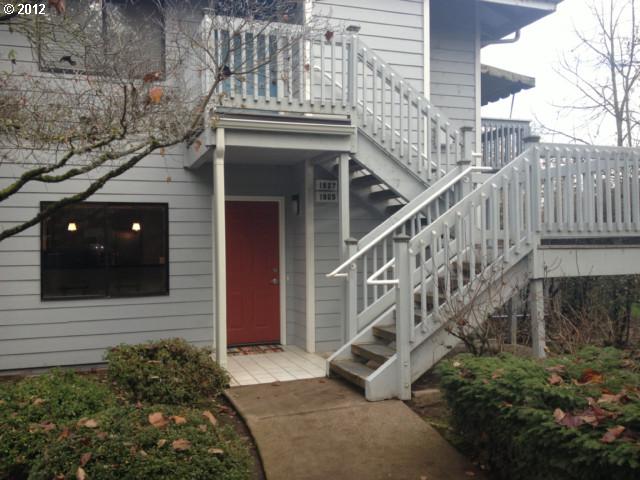1925 Lake Isle Dr, Eugene, OR 97401 photo 1