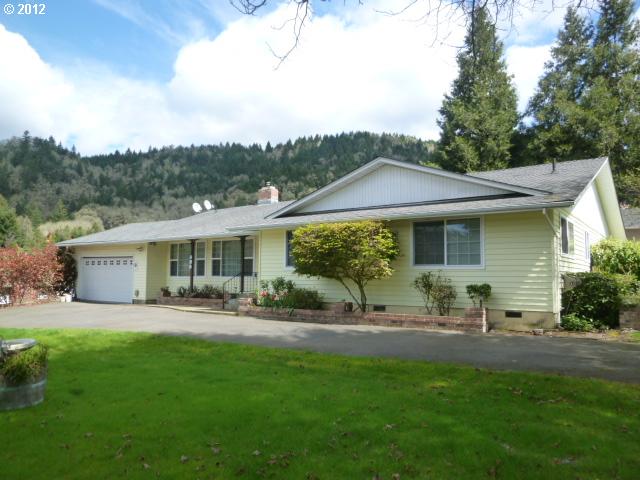 406 Carl St, Drain, OR 97435 photo 1
