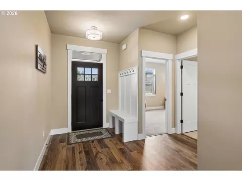 Entry Way - 3146 NE Samson Ave, Estacada, OR 97023 photo 2 of 2