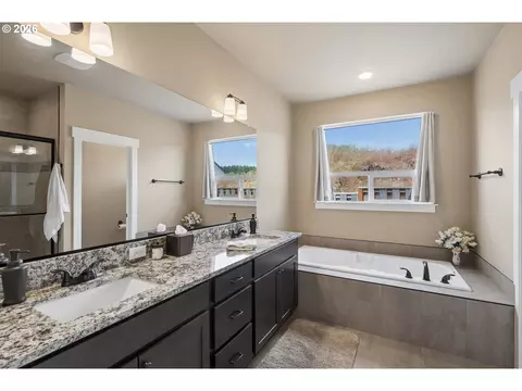 Bath - 3146 NE Samson Ave, Estacada, OR 97023 photo 1 of 3